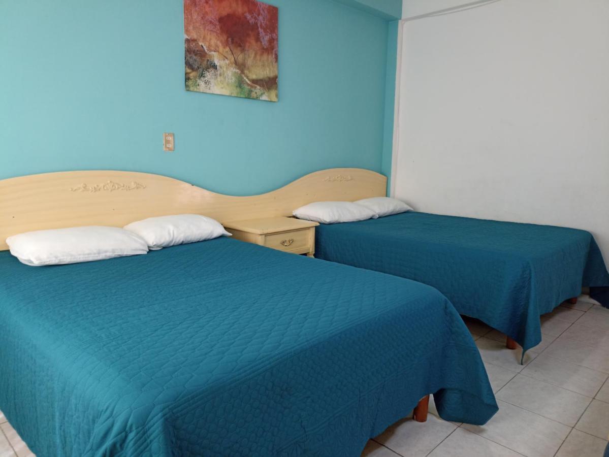 Hotel San Carlos Irapuato Exterior photo